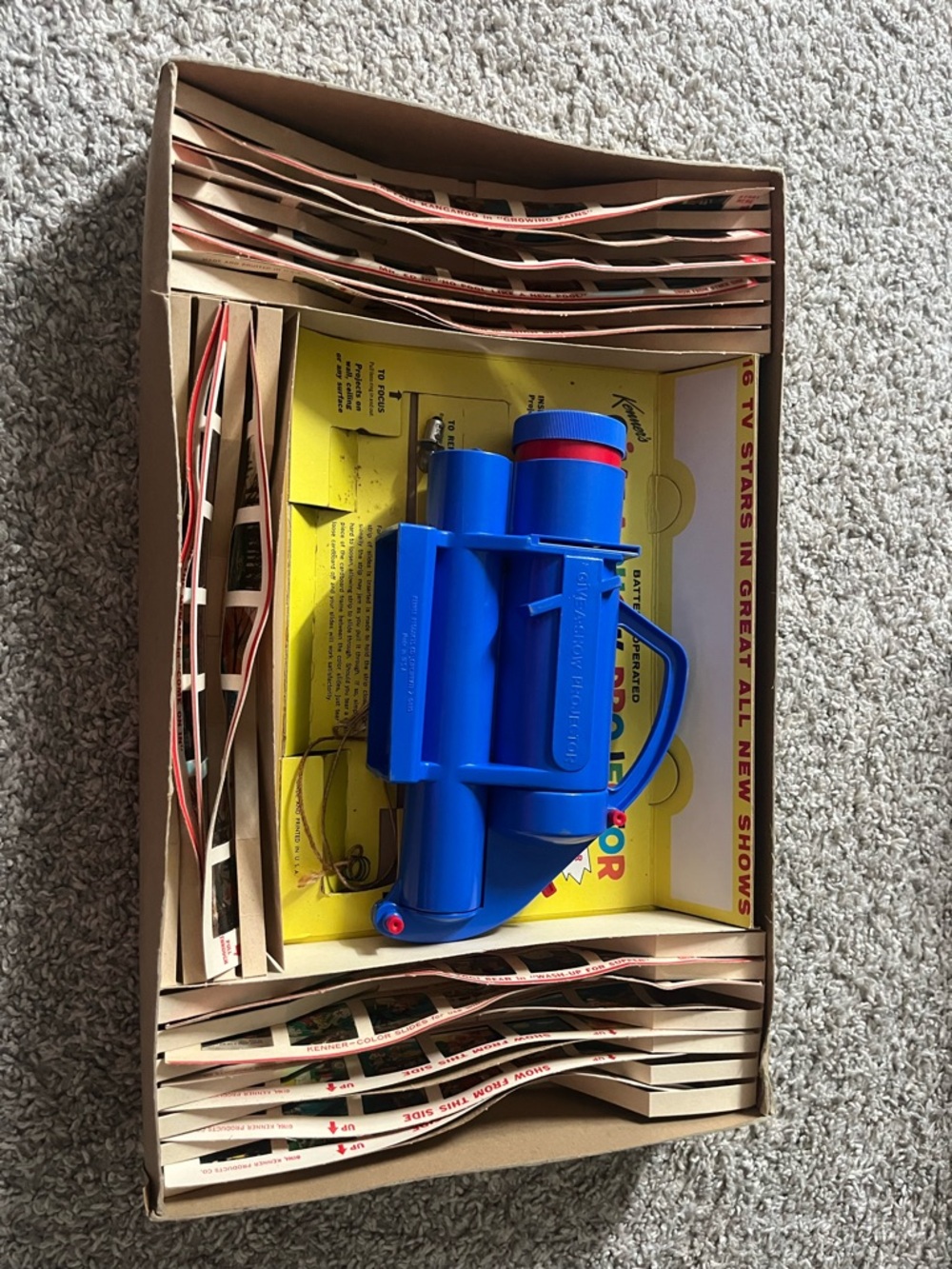 Vintage Give-A-Show Projector Toy - Picture 2 of 2